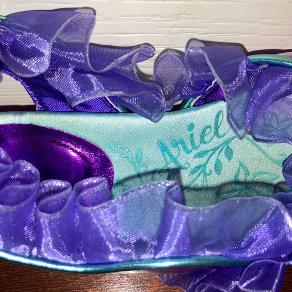 Disney’s Ariel (The Little Mermaid) size 9/10 - Picture 4 of 5